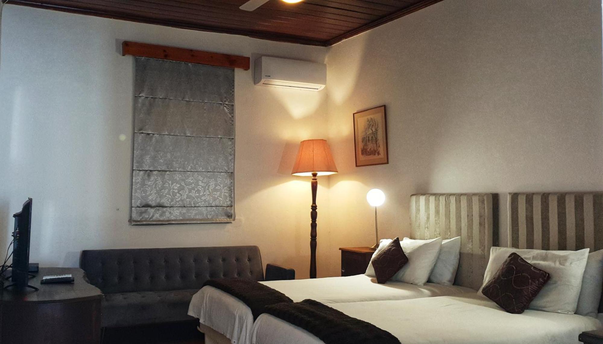Camdeboo Cottages กราฟฟ์-เรเน็ต ภายนอก รูปภาพ