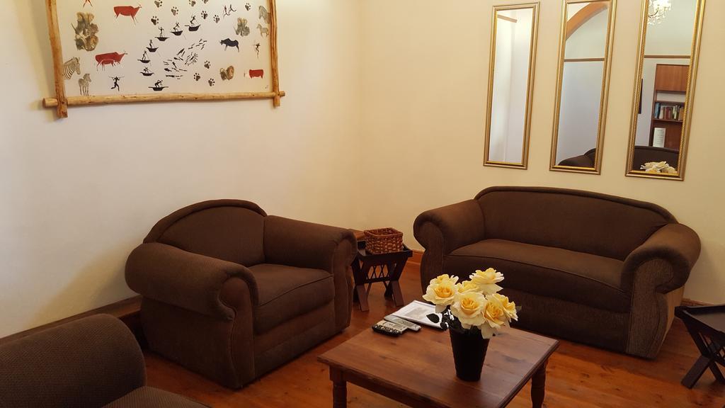 Camdeboo Cottages กราฟฟ์-เรเน็ต ภายนอก รูปภาพ